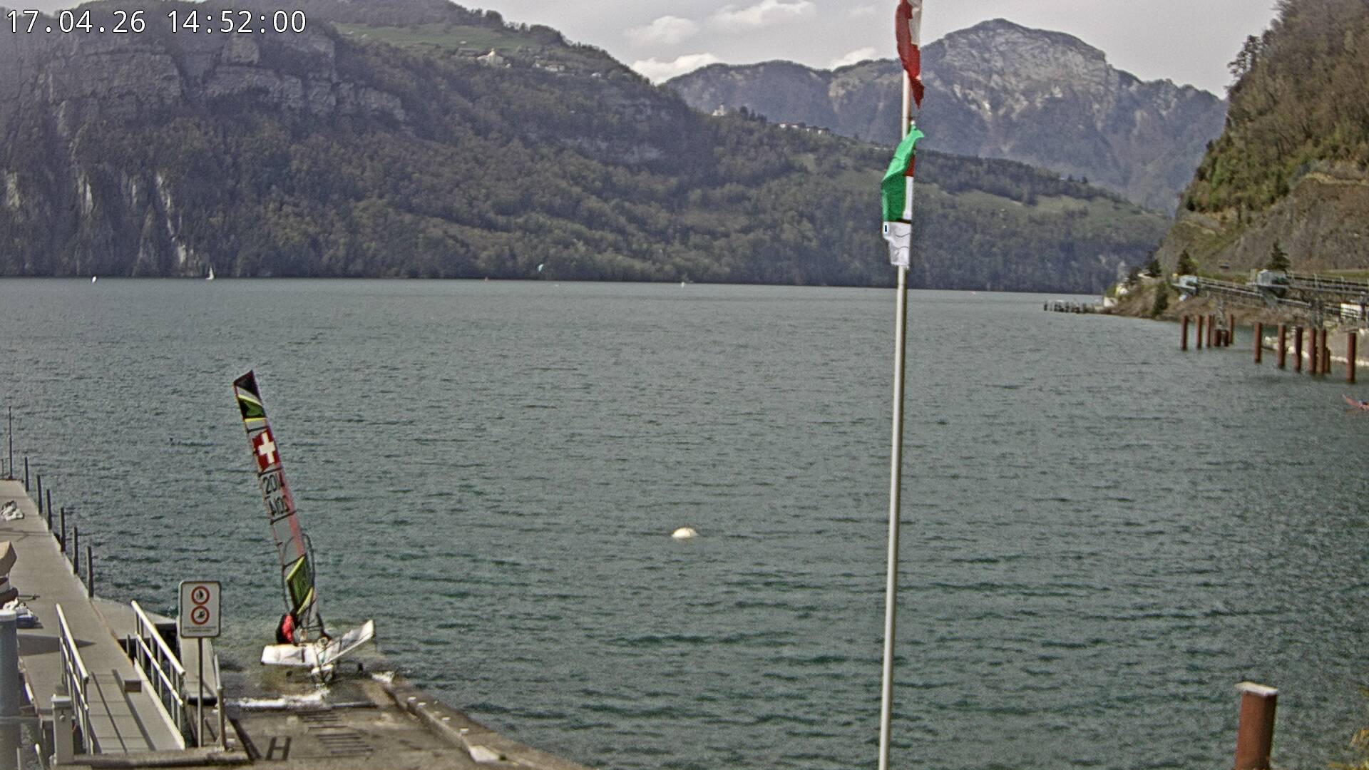 Sisikon, Bootshafen webcam